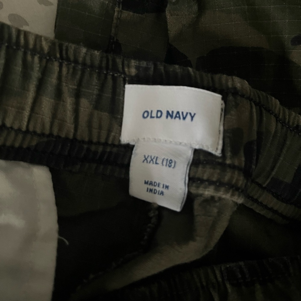 BOYS OLD NAVY Size 18 Cargo Pant Army Print
